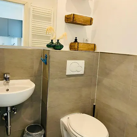 Strandgut- Familien - Hunde - Strandnah - Eigene Terrasse - Sauna & Wellness Lägenhet